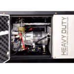 Generador diésel trifásico VOLK VDC8700-3P en operación, ideal para talleres, panaderías y oficinas.